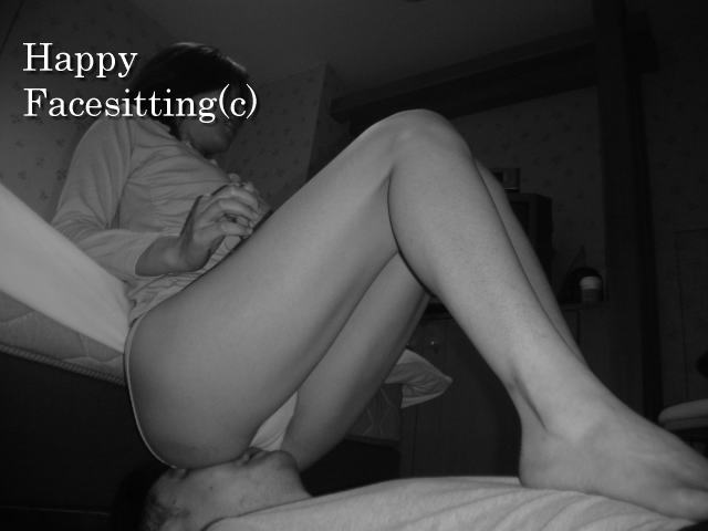 Happy Facesitting Column09